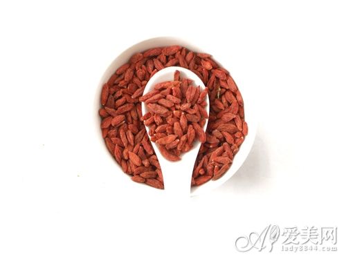 存起來不如扔掉 夏日不能放冰箱的10種食物