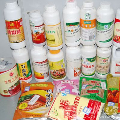 我們一天當中吃的食物中，食品添加劑可能超過百種