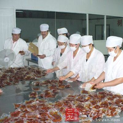 食品加工企業在食品添加劑標注方面有了不小的進步
